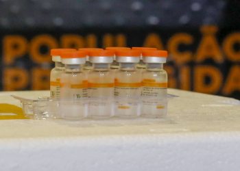 Paraná vai receber 2,4 milhões de doses de vacina até março