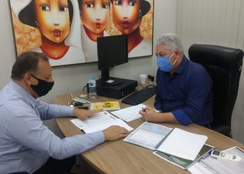 Ubiratã: Fábio Dalécio apresenta reivindicações ao deputado Douglas Fabrício