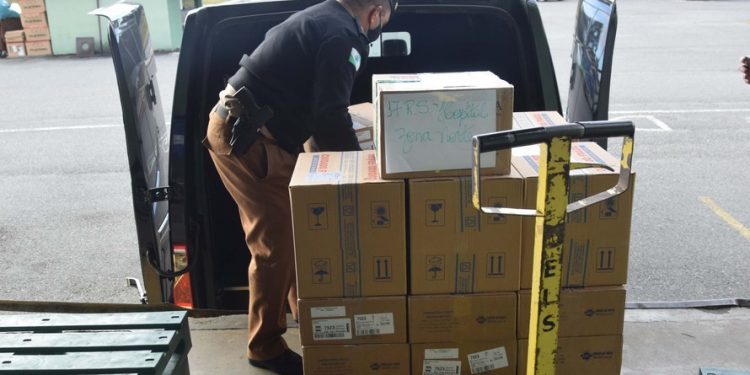 Saúde distribui mais 170,2 mil medicamentos do kit de intubação