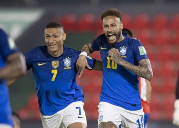 Brasil quebra tabu de 35 anos e vence Paraguai pelas Eliminatórias