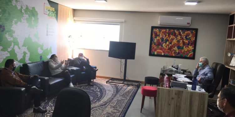 Boa Esperança: Douglas Fabrício define projetos com vereadores e lideranças