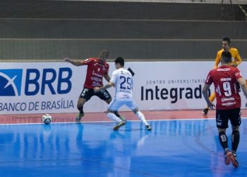 Campo Mourão Futsal tem derrota em Brasília, liderança ainda é mantida
