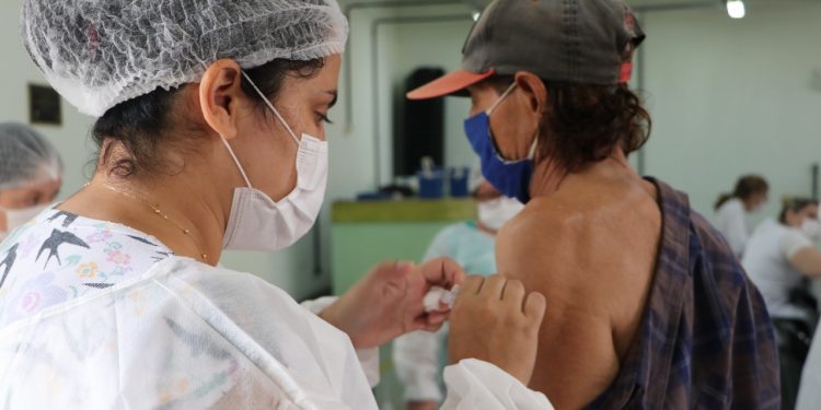 Campo Mourão divulga novos públicos e avança na vacinação contra a COVID-19 ainda essa semana