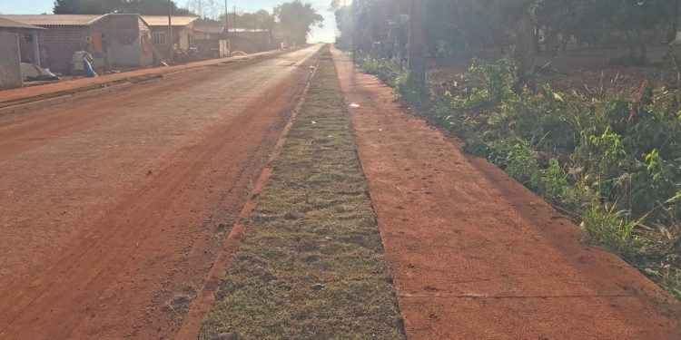 Vila Guarujá com 50% da pavimentação concluída