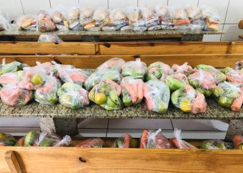 Educação realiza terceira entrega de kits alimentação escolar