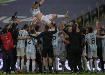 Argentina vence Brasil na Copa América e quebra jejum de títulos