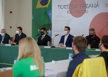 Em Curitiba: Douglas Fabrício participa do lançamento da Campanha Torcida Paraná em Tóquio
