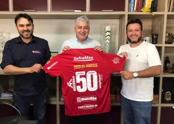 Campo Mourão/Futsal: Douglas Fabrício discute projetos com representantes da ACMF