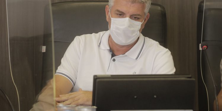 Sinal precário da Vivo faz vereador protocolar requerimento de urgência na Câmara