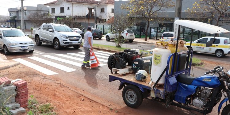 Diretran executa sinalização viária em vários pontos da cidade