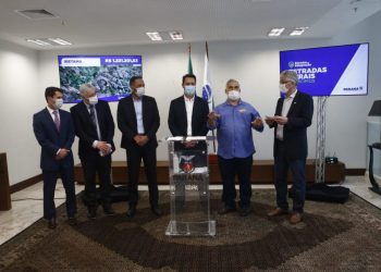 Iretama: Douglas Fabrício destaca investimentos em pavimentação com pedras irregulares