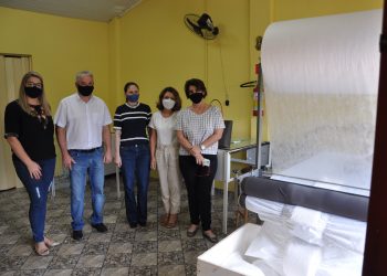Grupo de Pirapozinho (SP) visita a Casa das Fraldas