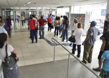 Procon cobra normalização de atendimento bancário