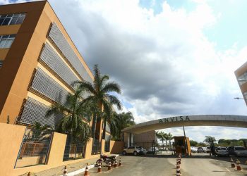 Anvisa se reúne com Butantan para tratar de vacinação em crianças