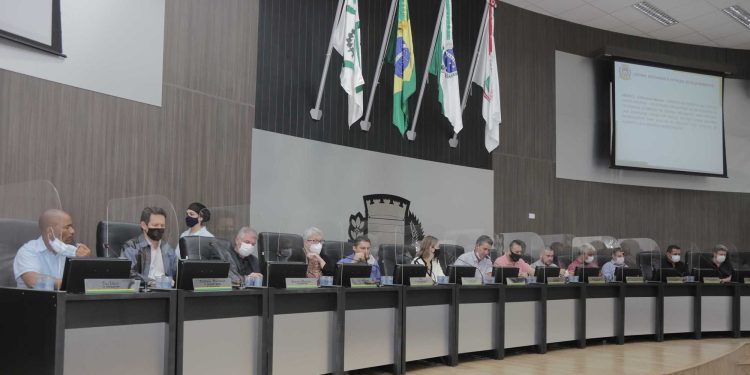 Câmara realiza sessões na segunda e terça-feira