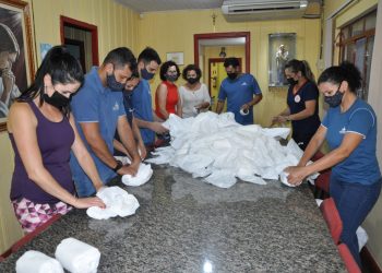 Voluntários: Casa das Fraldas recebe grupo da Cristófoli Biossegurança