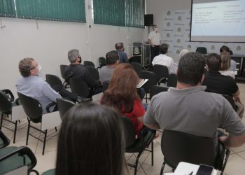 Município informa sobre licitação do transporte coletivo a vereadores