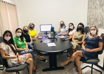 Nutricionistas de cinco municípios conheceram Divisão de Alimentação Escolar de Campo Mourão