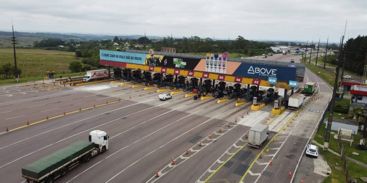 Mais treze praças de pedágio serão liberadas neste sábado; veja quais