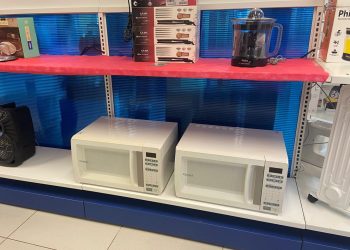 Procon autua grande loja por falta de preços na vitrine