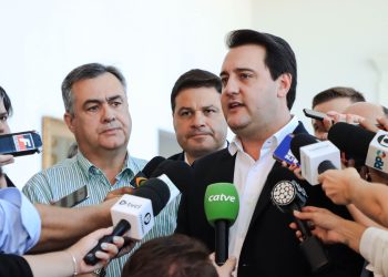 Governador libera circulação sem máscaras em ambientes fechados