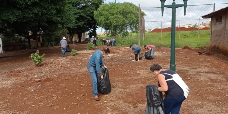 Cinco entidades adotaram bairros para ajudar no combate a dengue