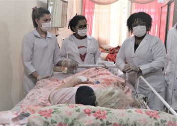 Programa Melhor em Casa faz até oito atendimentos diários