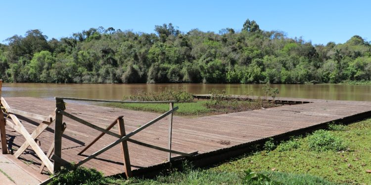 Decks de madeira do Parque do Lago serão reformados