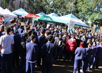 Feira de orgânicos “Caminhos da Produção” na praça São José