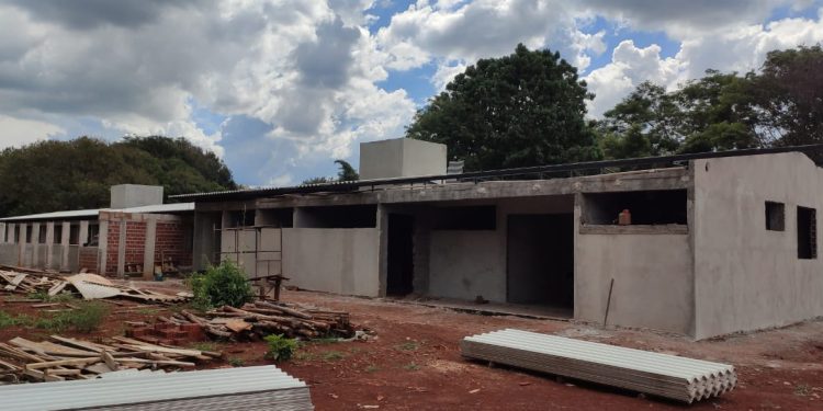 Obras do município geram cerca de 300 empregos, desenvolvimento e melhor atendimento ao cidadão