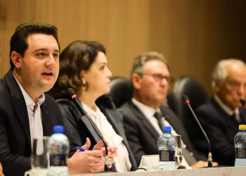 Governador e entidades defendem instalação de Tribunal Regional Federal no Paraná