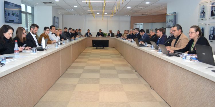 Presidente da Acicam participou de reunião da Faciap, em Curitiba