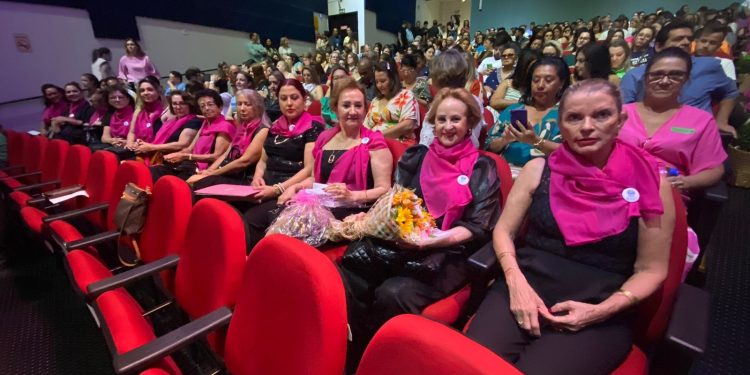 Cmeg/Campo Mourão com a primeira dama do Paraná