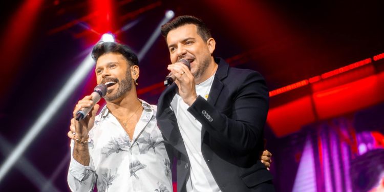 Abertura da final dos Jogos Bom de Bola em Campo Mourão terá show com Marcos e Belutti