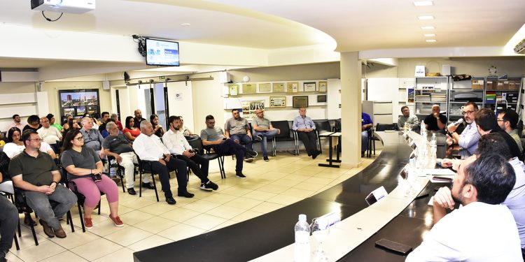 Natal, mobilidade urbana, black friday, prêmio e feirões na reunião da Acicam