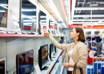 Comércio de Campo Mourão, até às 17 horas, no próximo sábado