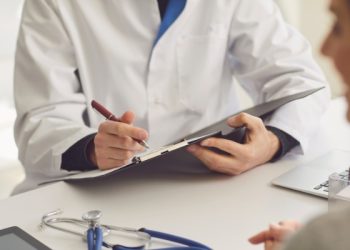 Campo Mourão abre edital para credenciar empresas da área da saúde e contratar médicos para as UBSs