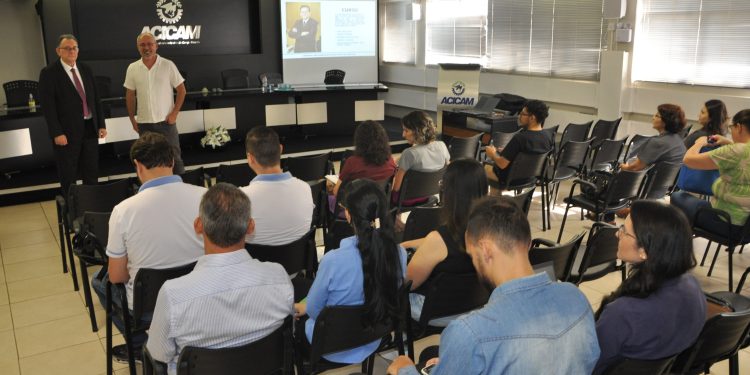 Sindicato dos Contabilistas de Campo Mourão e Região realizou curso