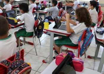 Educação encerra o ano com redução expressiva na lista de espera por vagas