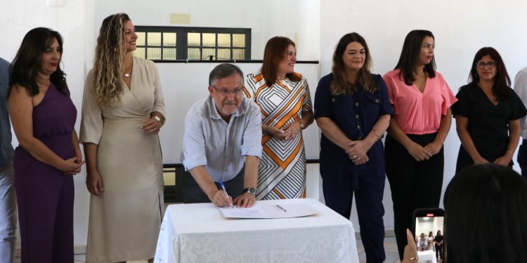 Conselheiras tutelares tomam posse em Campo Mourão