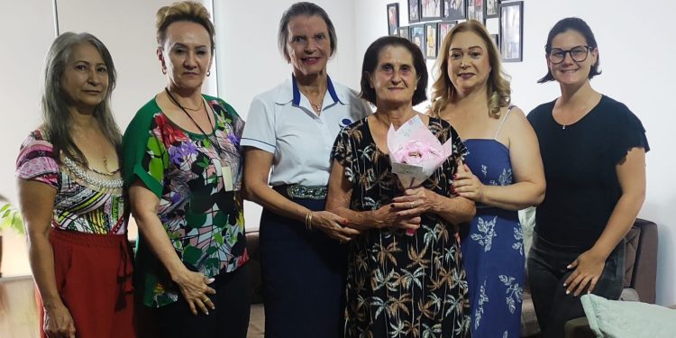Homenagem a Tereza Pazini em evento da Cmeg/Campo Mourão