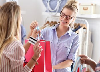 Mais um sábado com lojas abertas até o fim da tarde