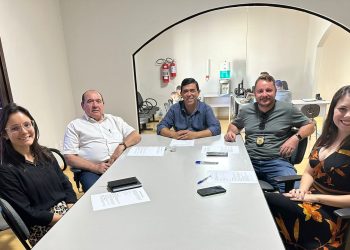 Procon e Polícia Civil firmam parceria inédita em defesa do consumidor em Campo Mourão