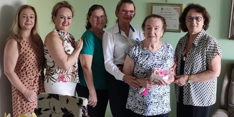 Reconhecimento: Homenagem da Cmeg a Cidália Guimarães Cilião