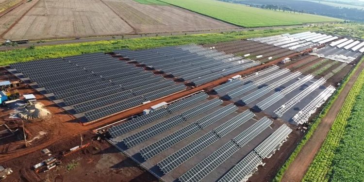 Usina de energia solar do TJ em Campo Mourão deve ficar pronta em junho