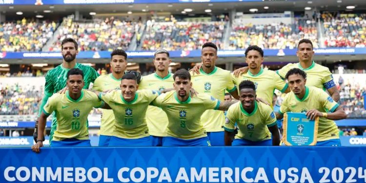 Brasil enfrenta Paraguai em busca da primeira vitória na Copa América