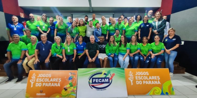 Congresso técnico dos JEPs reúne 32 núcleos do Estado em Campo Mourão