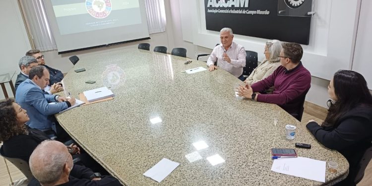 Acicam recebeu o Observatório Social para prestação de contas