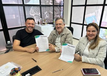 Convênio vai garantir melhoria em estrada rural no Alto do Divino