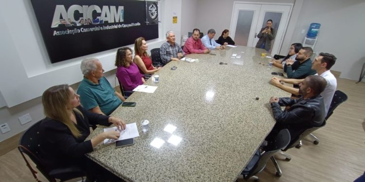 Intercâmbio: Delegação da Associação Comercial de Ponta Grossa visitou a Acicam